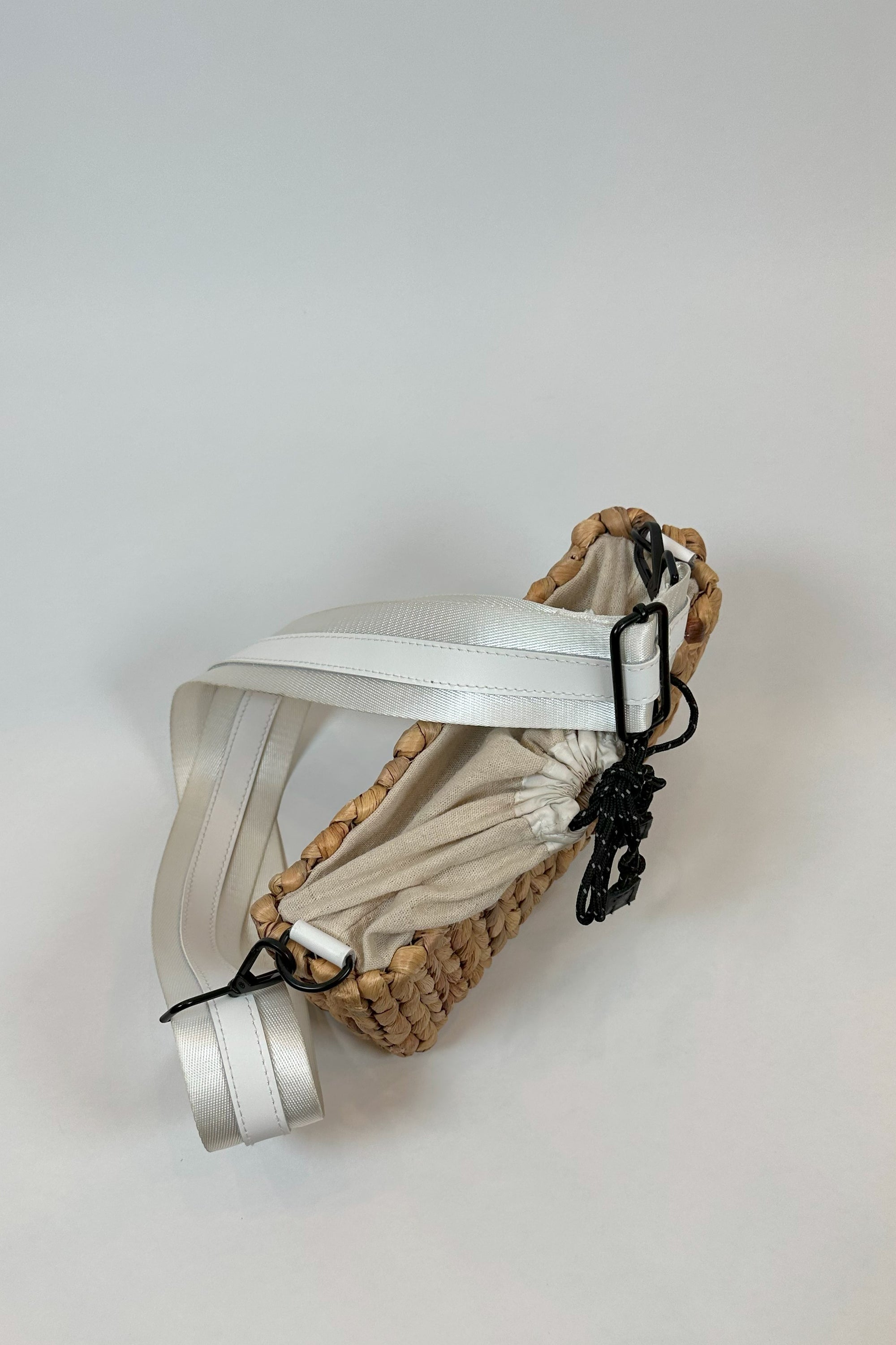 Mini straw bag with white crossobdy strap with leather details