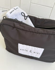 The Hudson Pouch Black